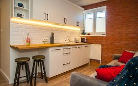 Main Street Chłodna Apartment